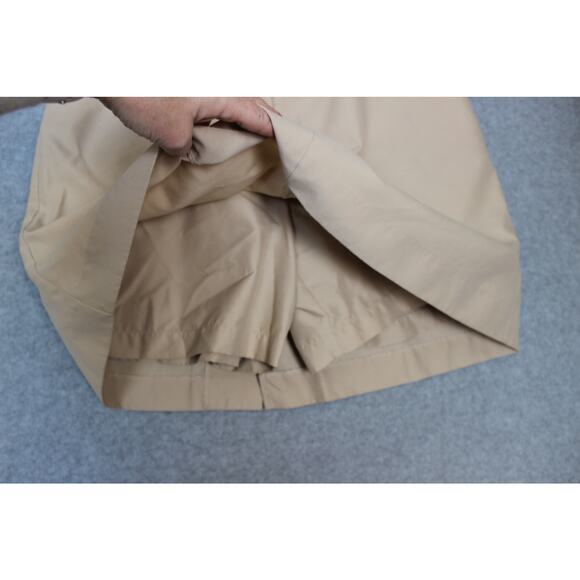 Izod X-tra Dry Size 10 Womens Tan with White Trim Golf Skort - Picture 2 of 4